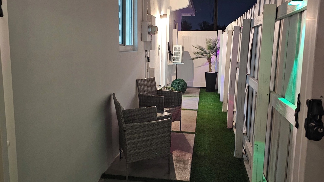 Photo of Patio Balcony in Pembroke Pines