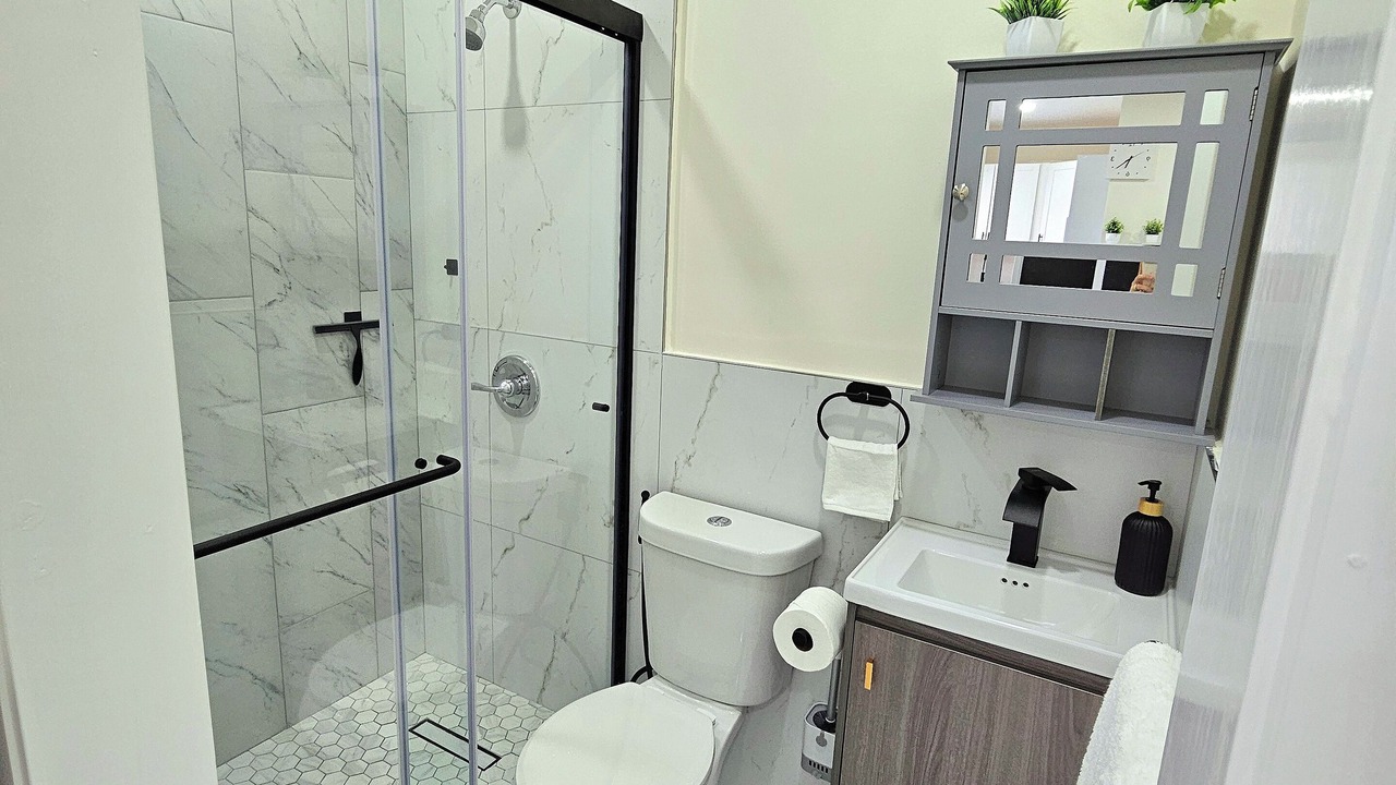 Photo of Bathroom in Pembroke Pines