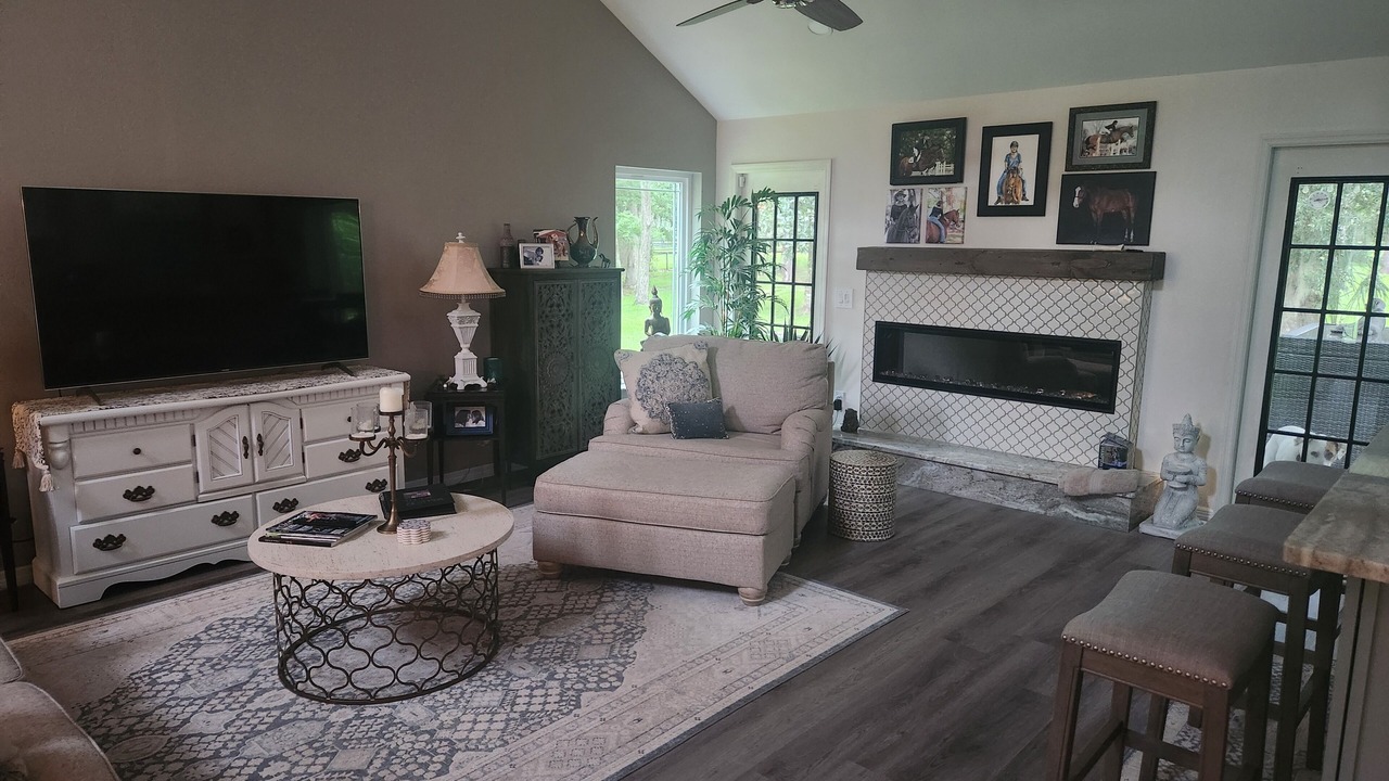 Photo of Livingroom in Fellowship