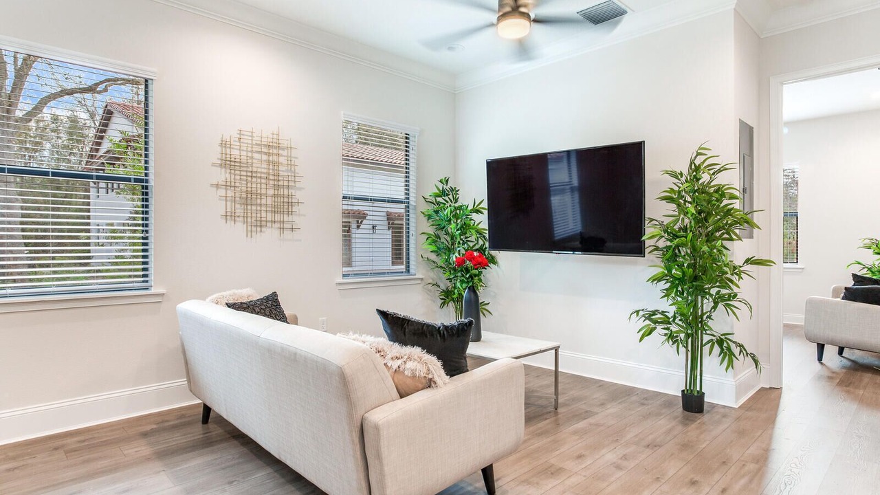 Photo of Livingroom in Fish Hawk