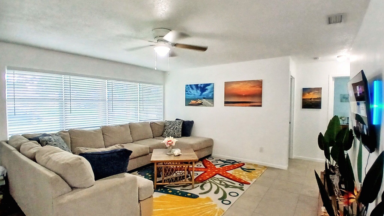 Photo of Livingroom in Sebastian Highlands