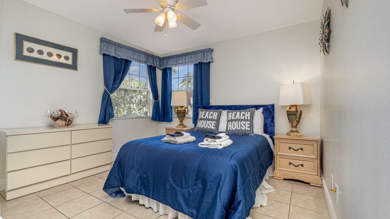 Photo of Bedroom in Ocean Side Village