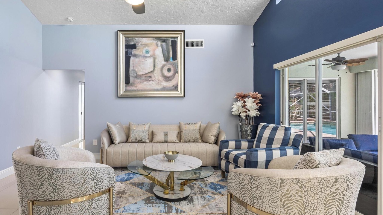 Photo of Livingroom in Greenview Shores