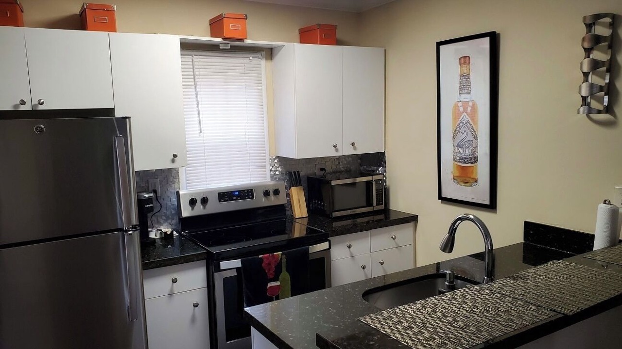 Photo of Kitchen in Southwest Coconut Grove