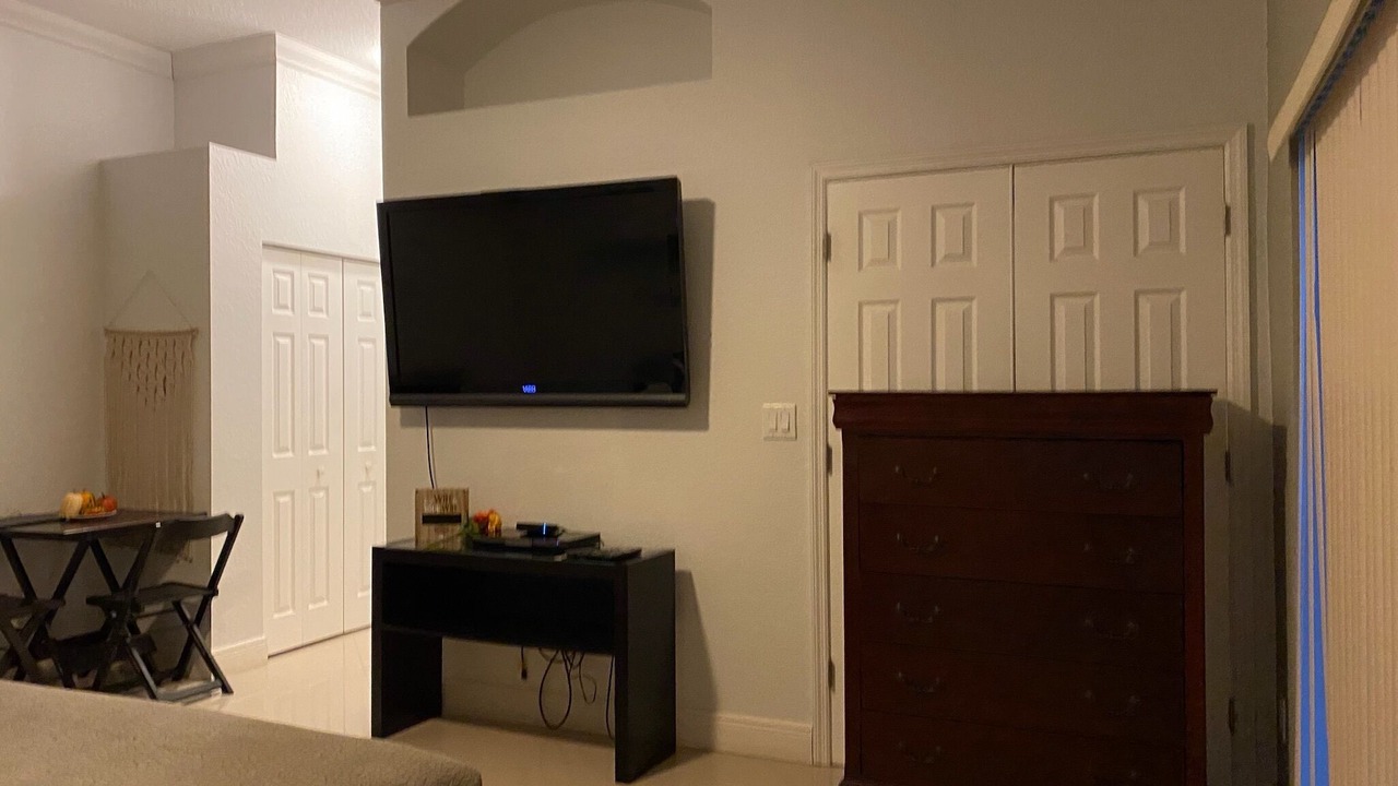 Photo of Bedroom in Pembroke Pines