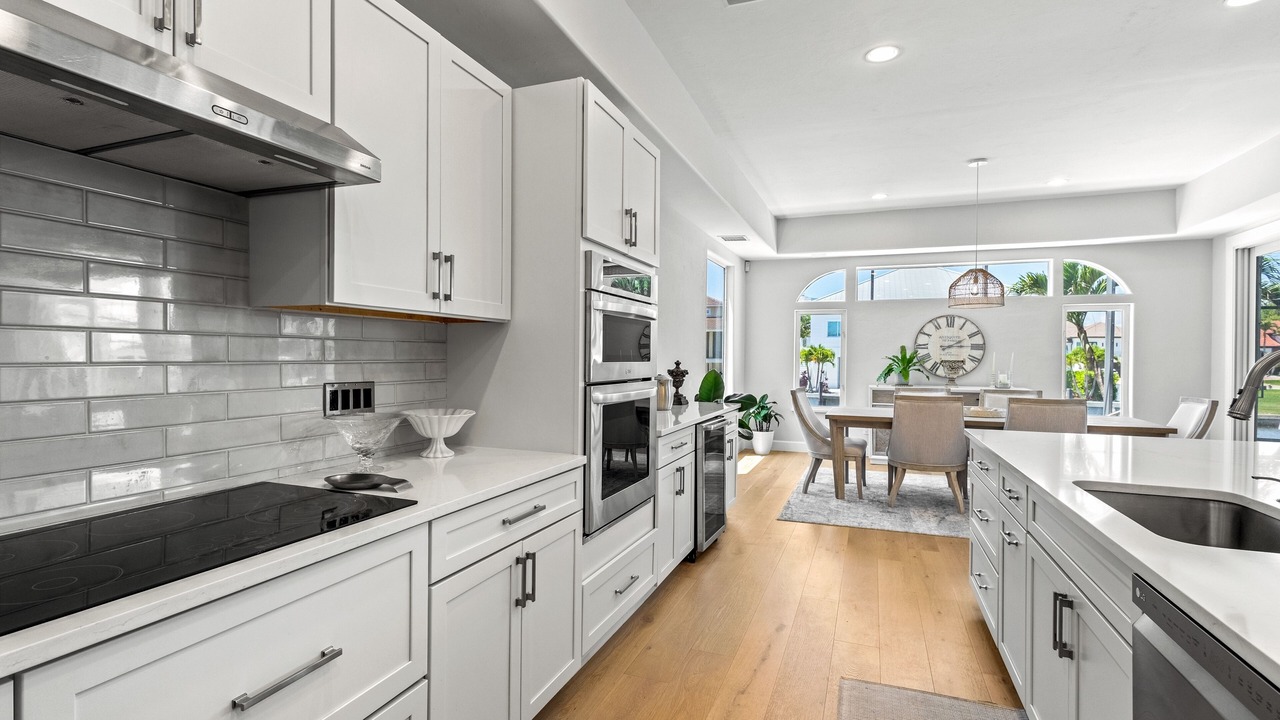Photo of Kitchen in Vanderbilt Beach