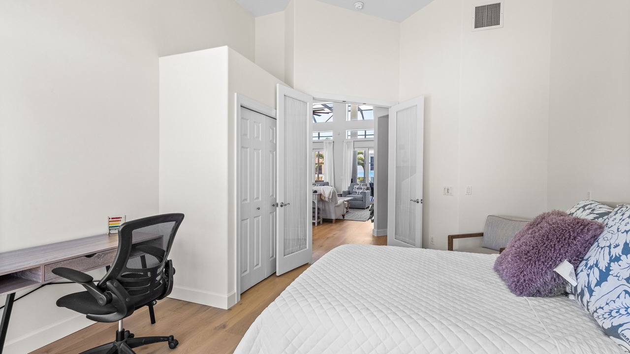 Photo of Bedroom in Vanderbilt Beach
