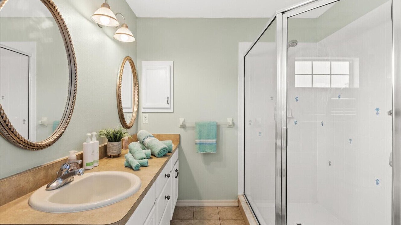 Photo of Bathroom in Candler