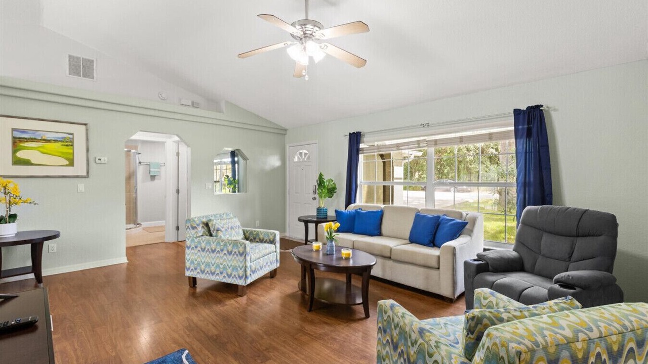 Photo of Bedroom in Candler