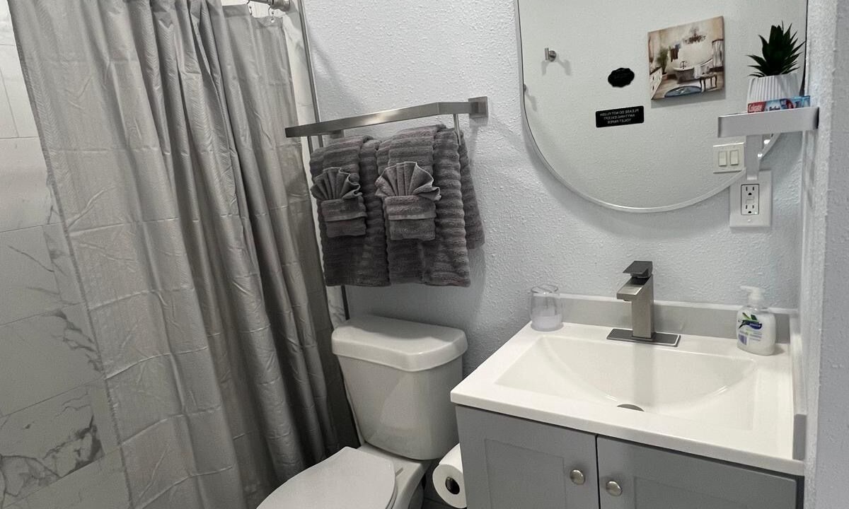 Photo of Bathroom in Lakeland