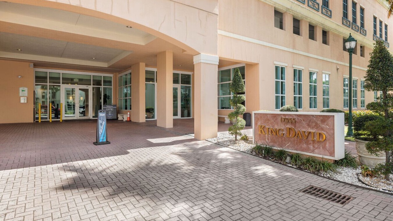 Photo of Outdoor in Sunny Isles Beach