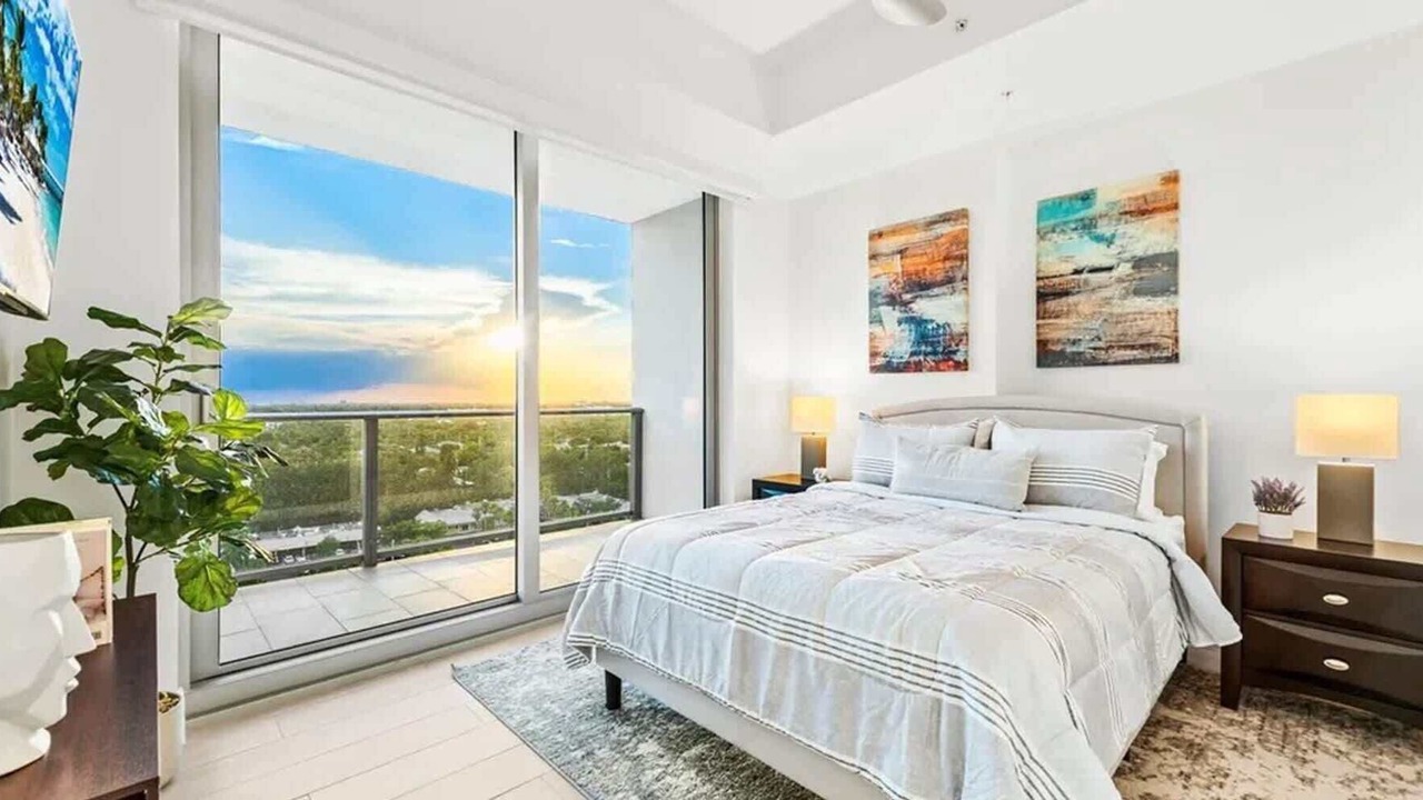 Photo of Bedroom in Central Fort Lauderdale