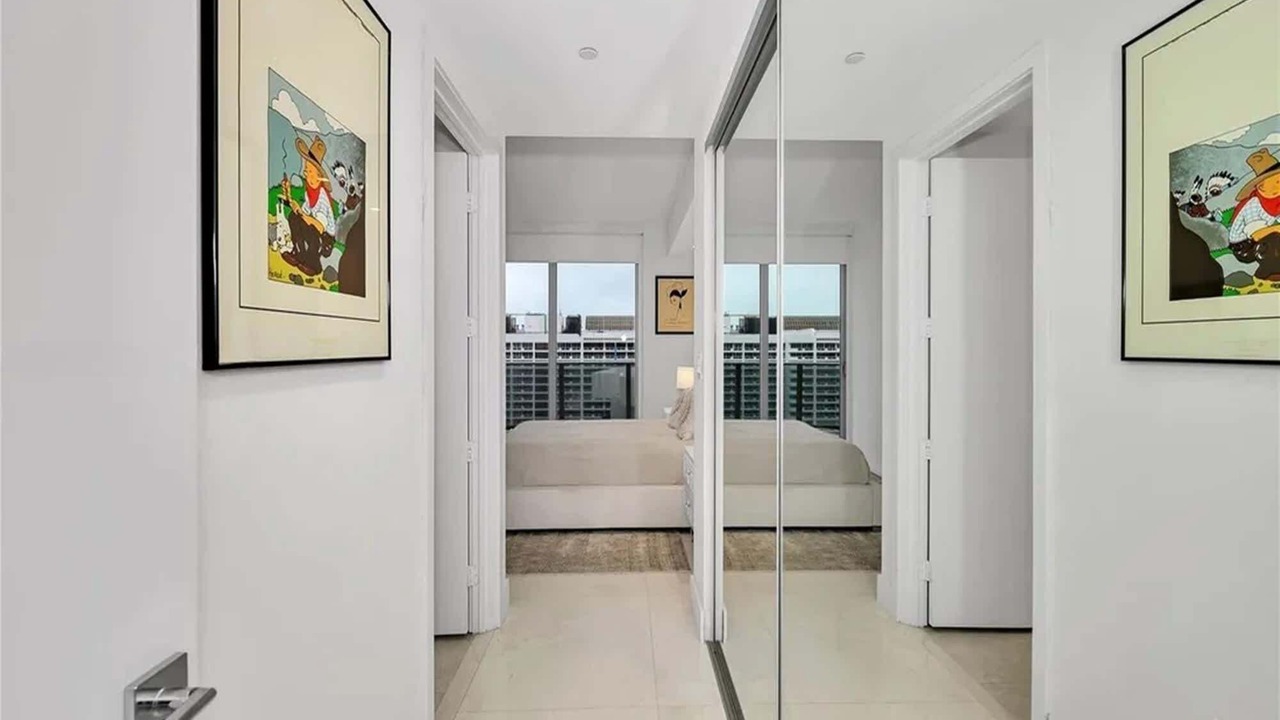 Photo of Bedroom in Edgewater