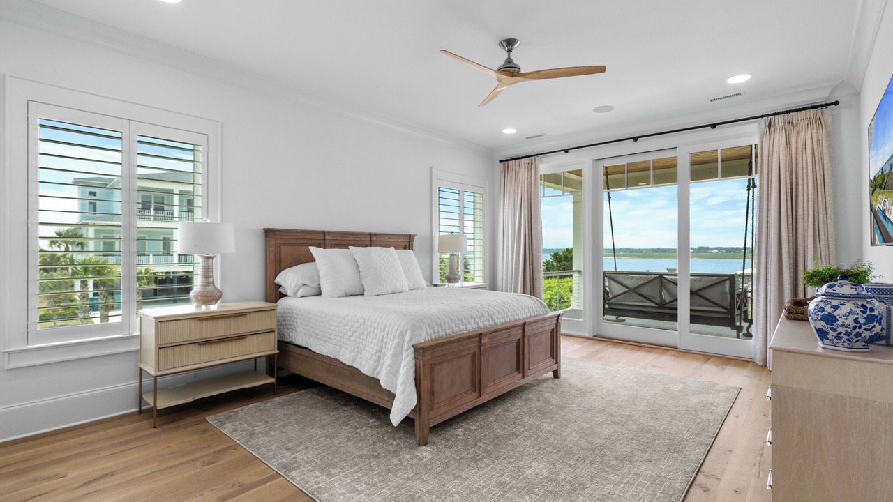 Photo of Bedroom in Inlet Harbour