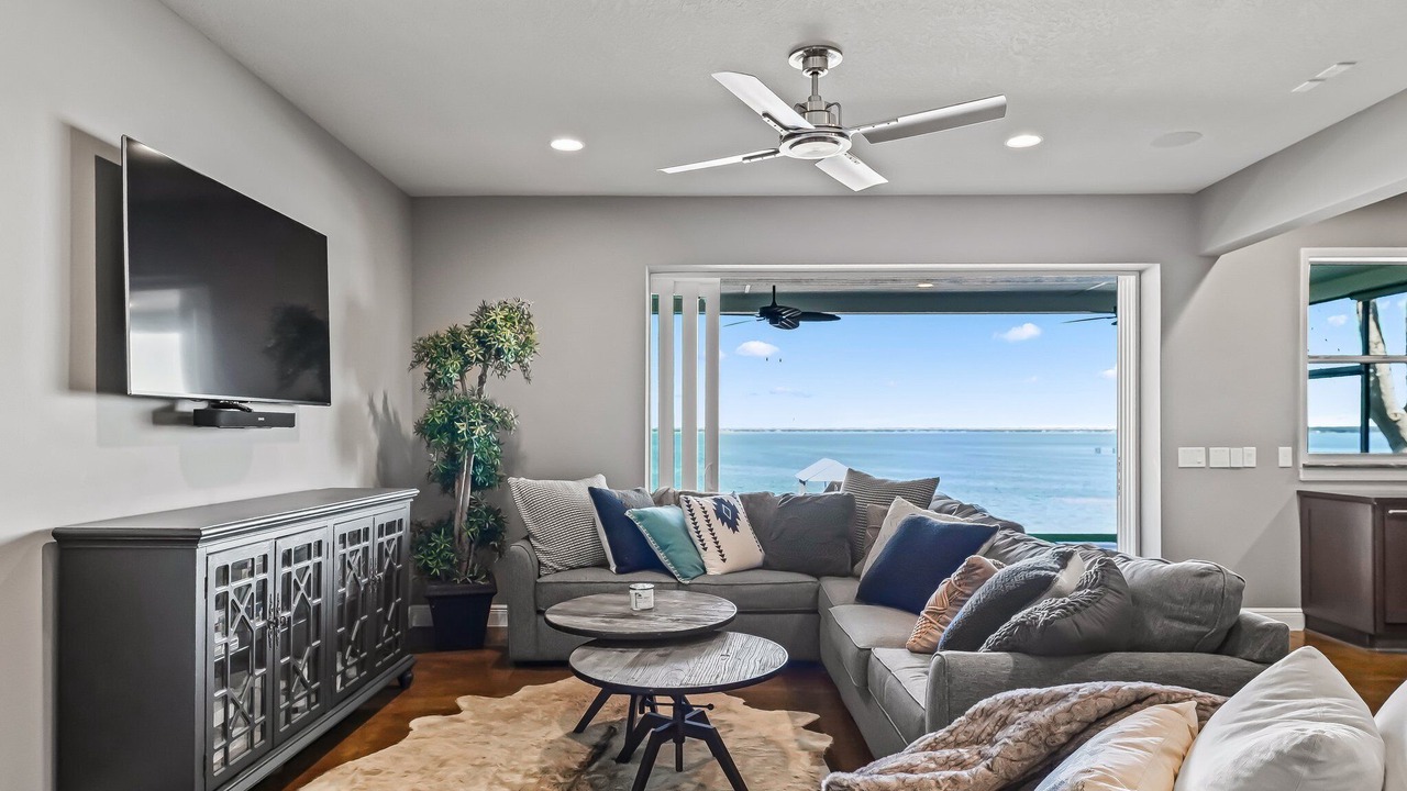 Photo of Livingroom in Weirsdale