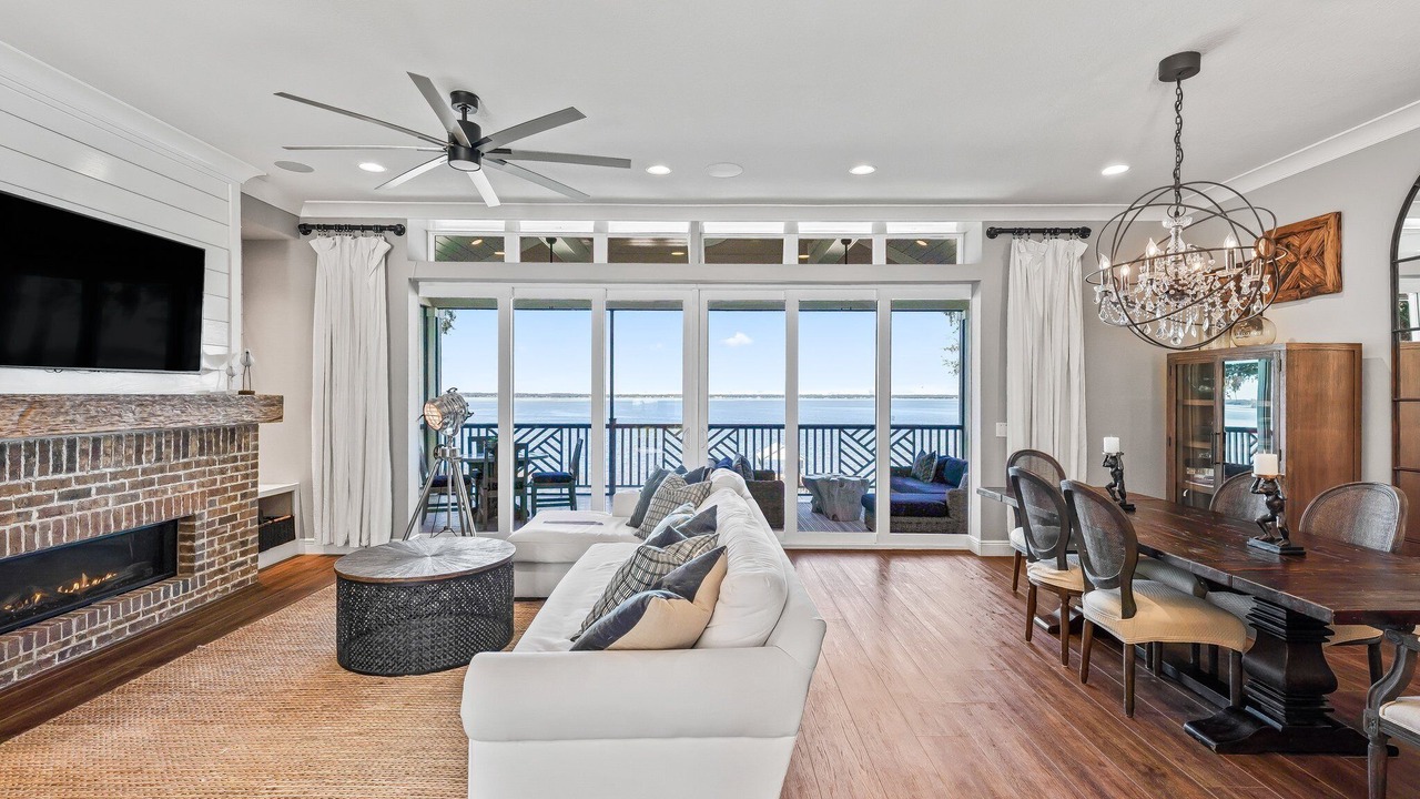 Photo of Livingroom in Weirsdale