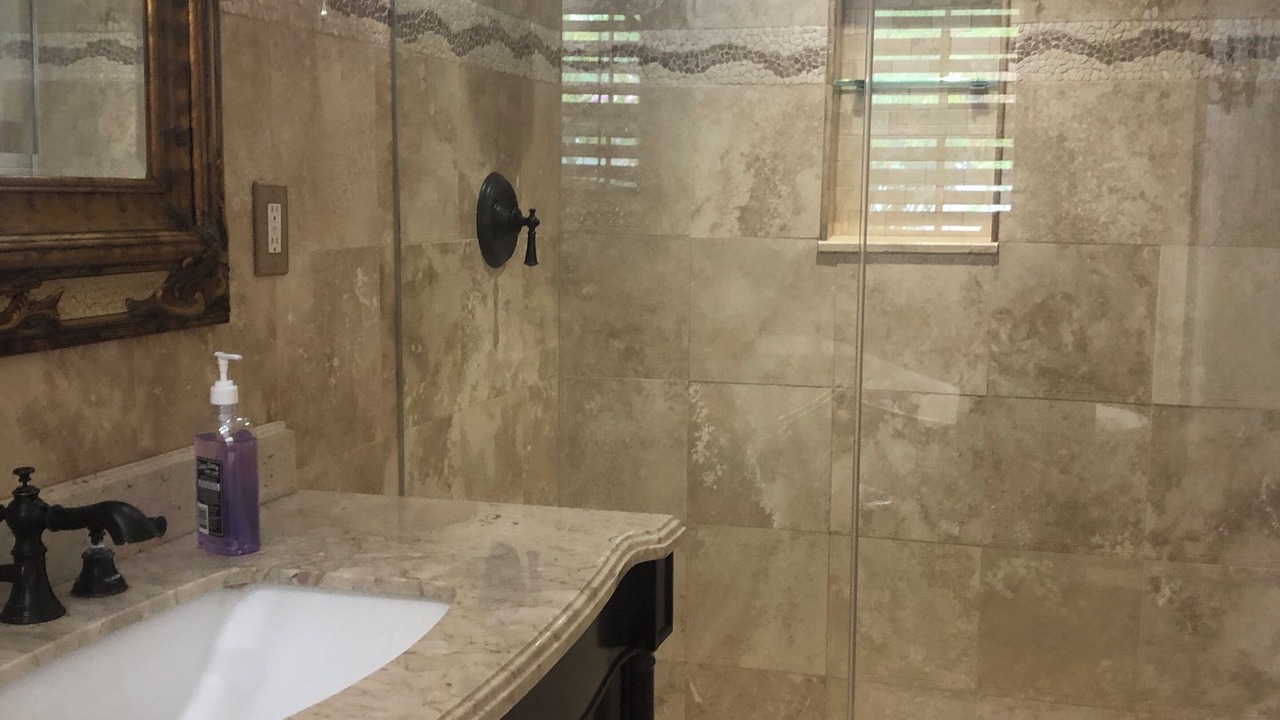 Photo of Bathroom in Greenacres