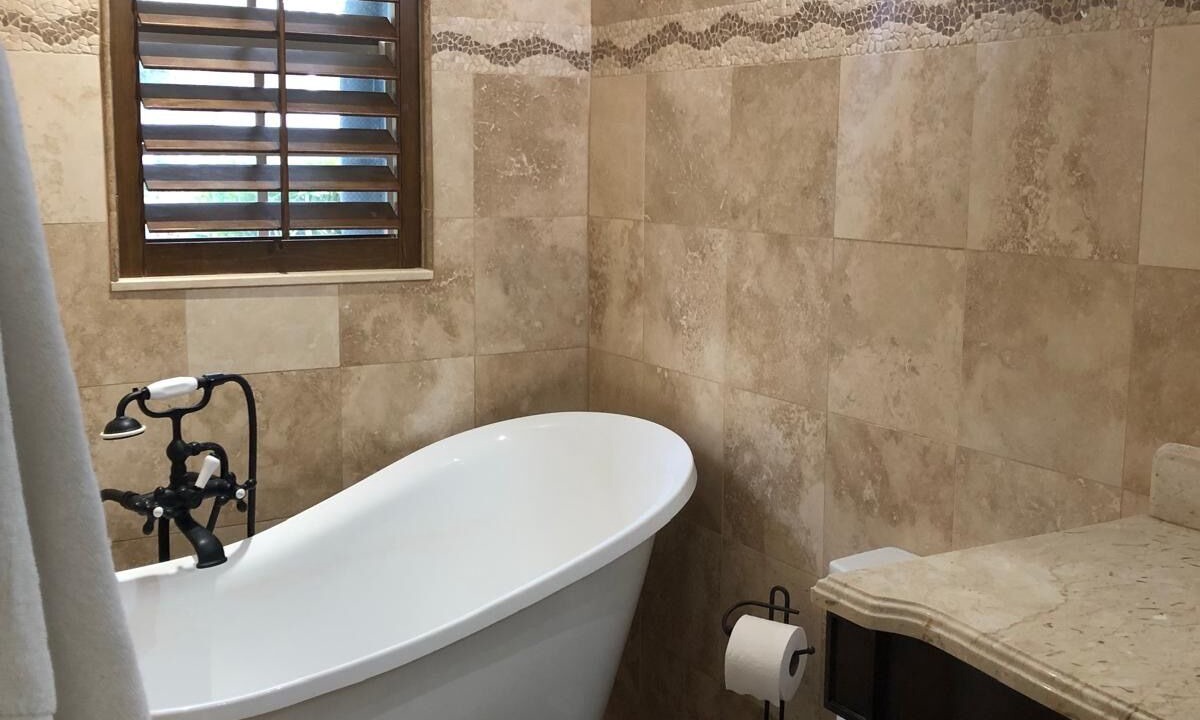 Photo of Bathroom in Greenacres