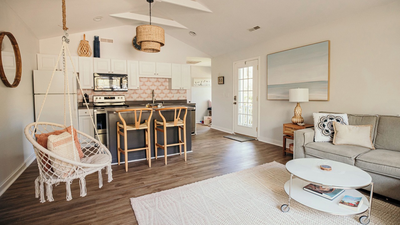Photo of Livingroom in West Ashley