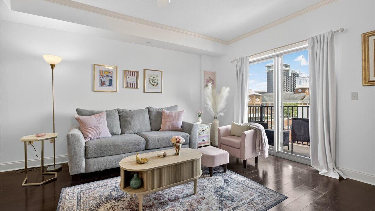 Photo of Livingroom in Capitol Hill