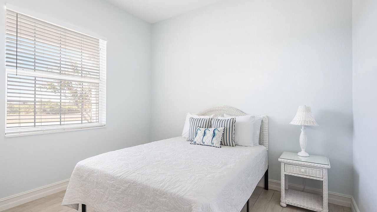 Photo of Bedroom in Rotonda Lakes