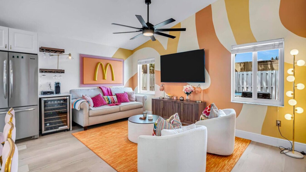 Photo of Livingroom in Sunrise