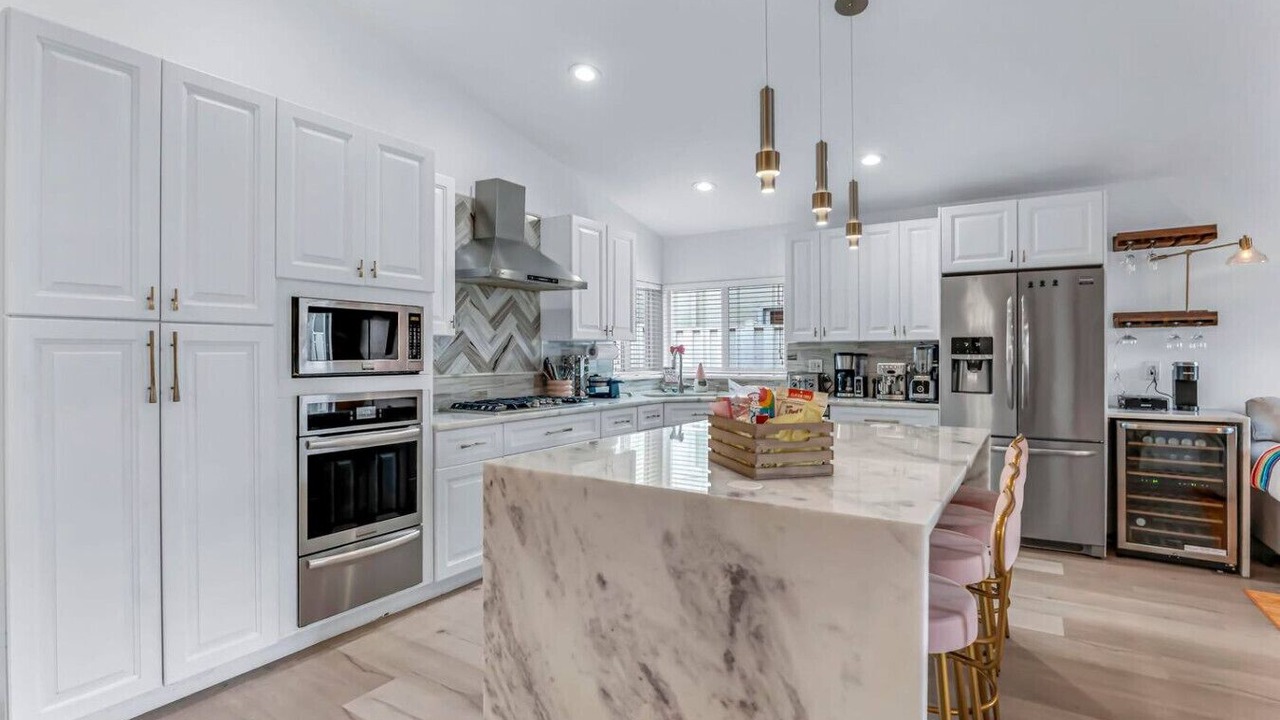 Photo of Kitchen in Sunrise