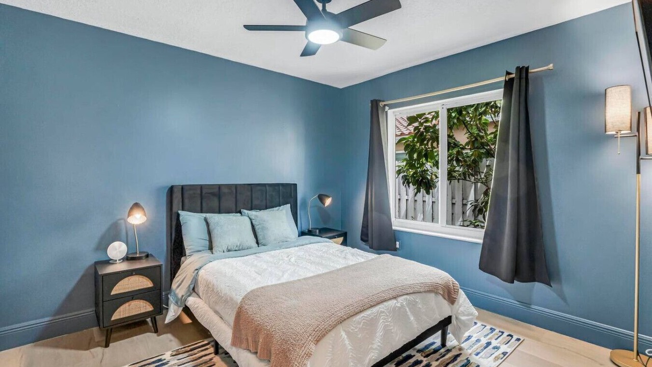 Photo of Bedroom in Sunrise