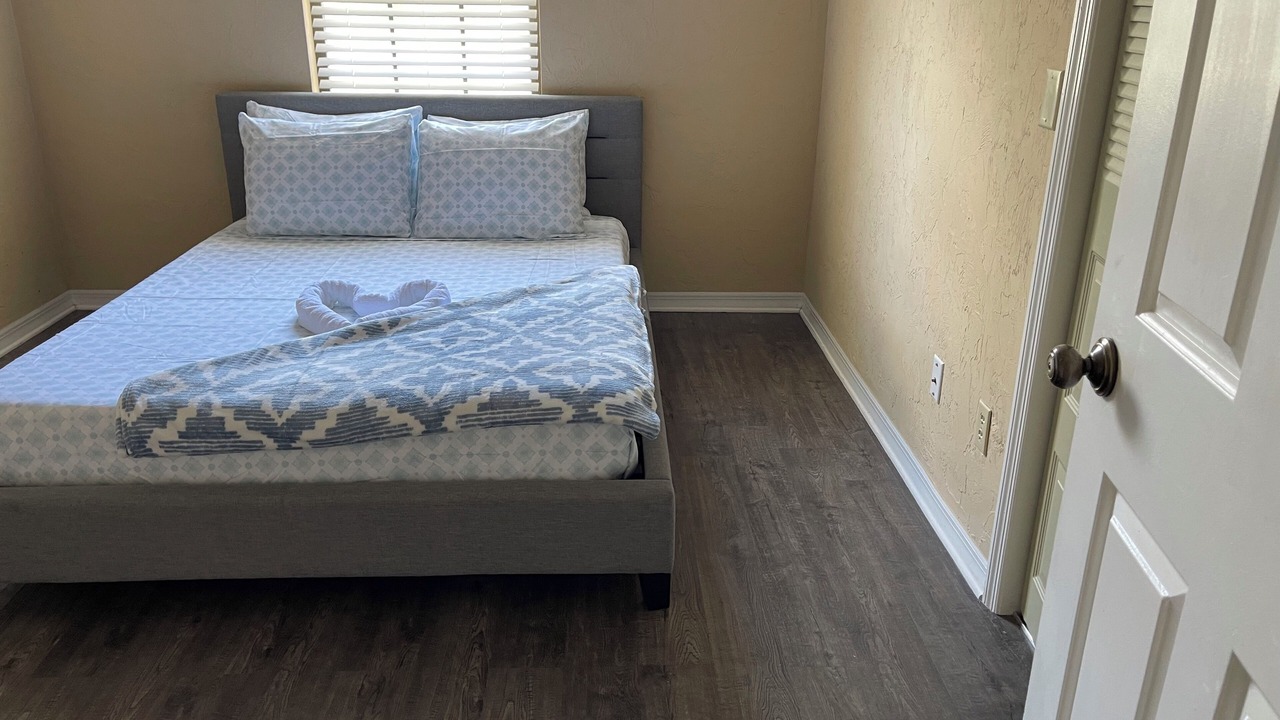 Photo of Bedroom in Fruit Cove