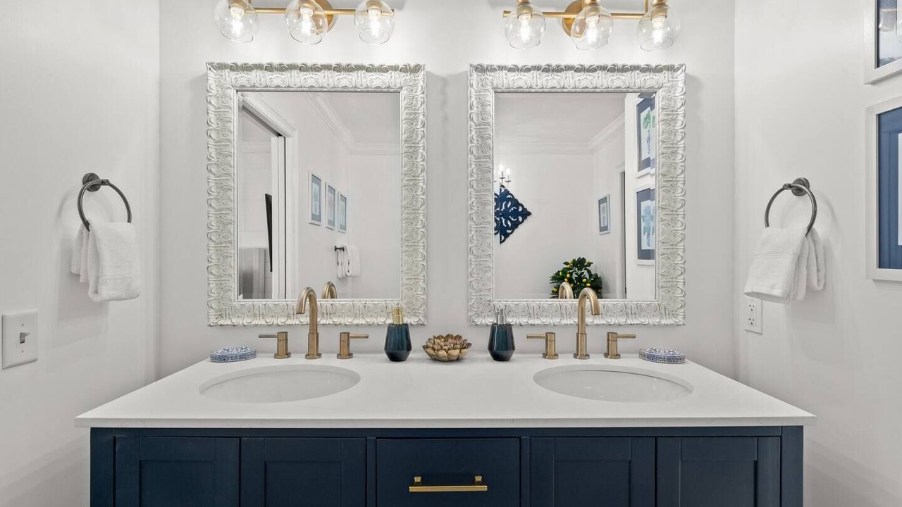 Photo of Bathroom in Long Beach