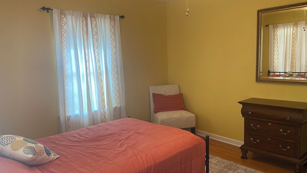 Photo of Bedroom in Disston Heights