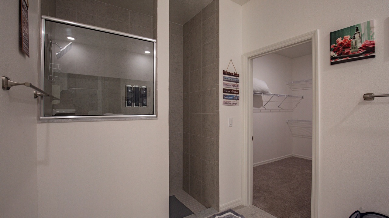 Photo of Bathroom in White City
