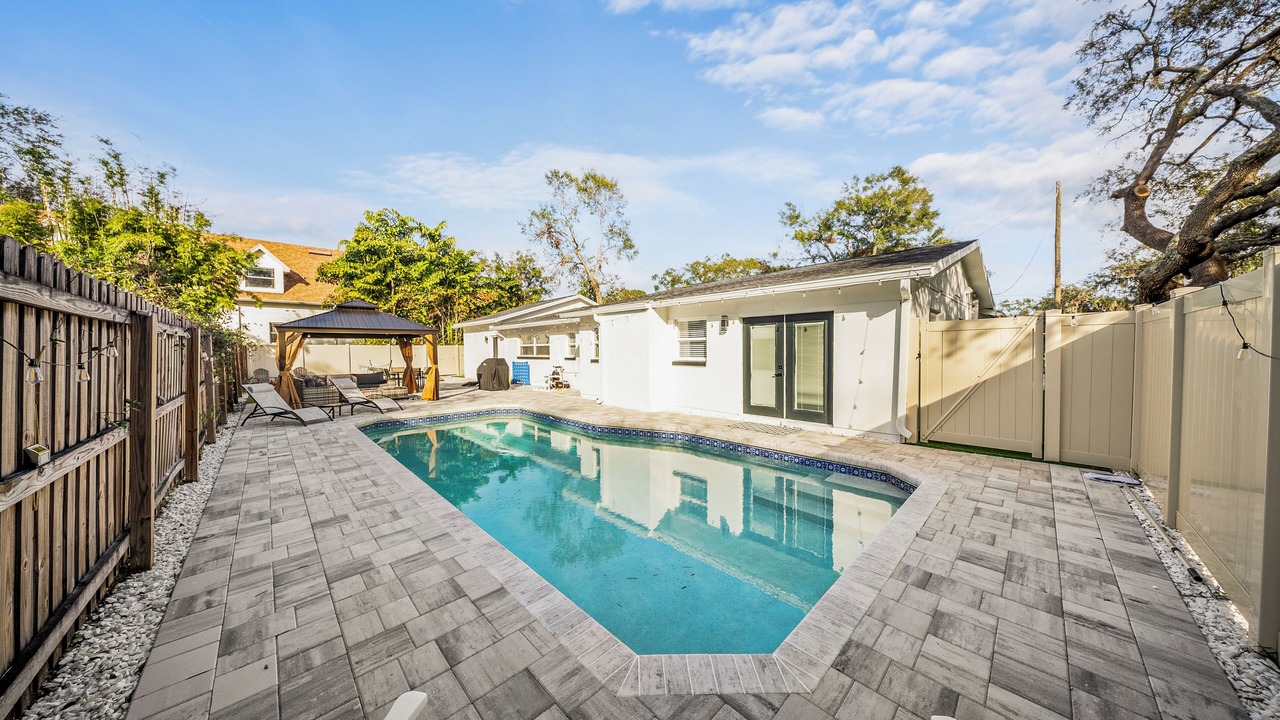Photo of Outdoor in Carrollwood