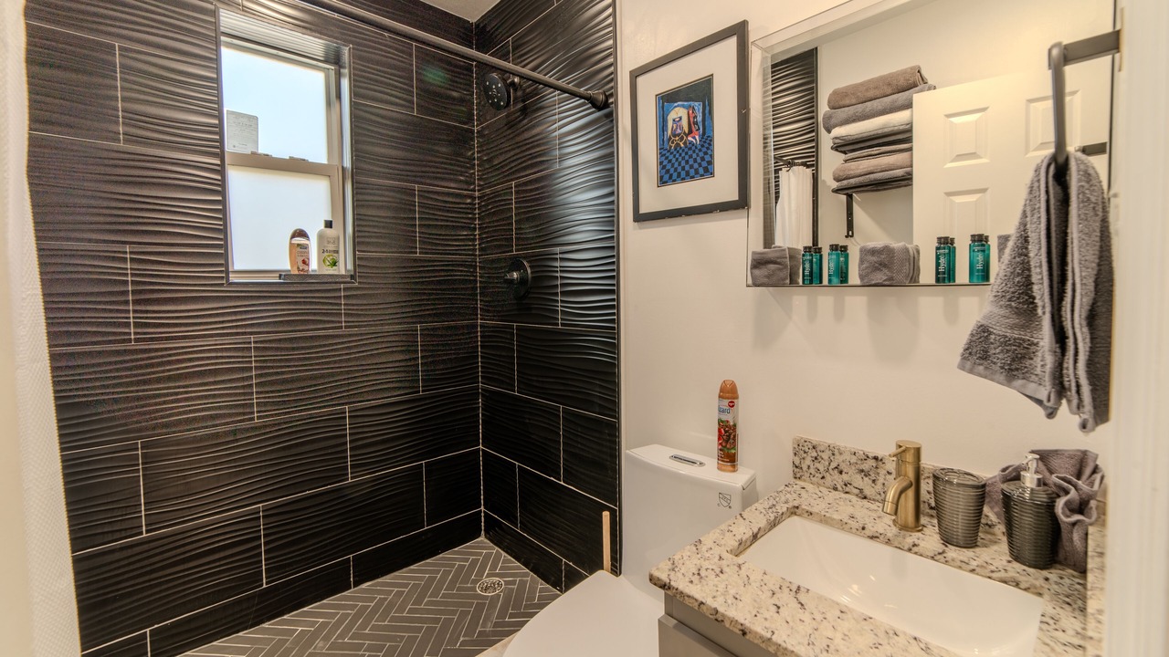 Photo of Bathroom in Overtown