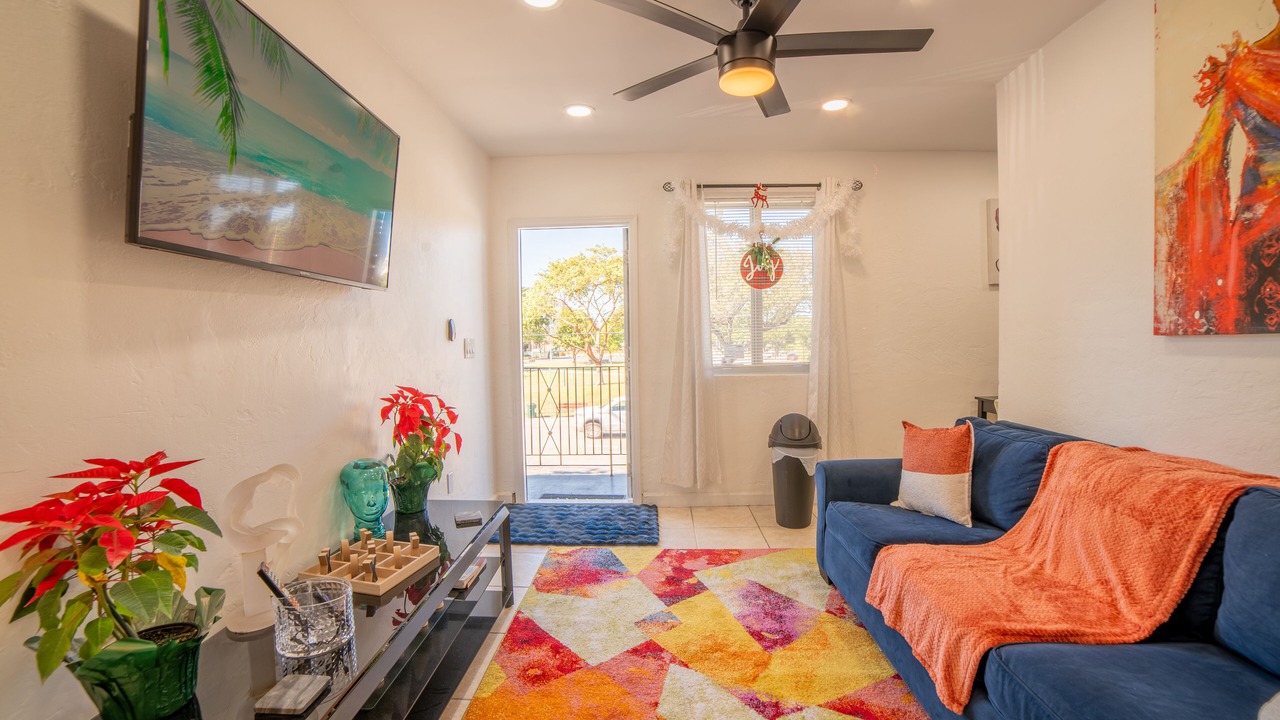 Photo of Livingroom in Overtown