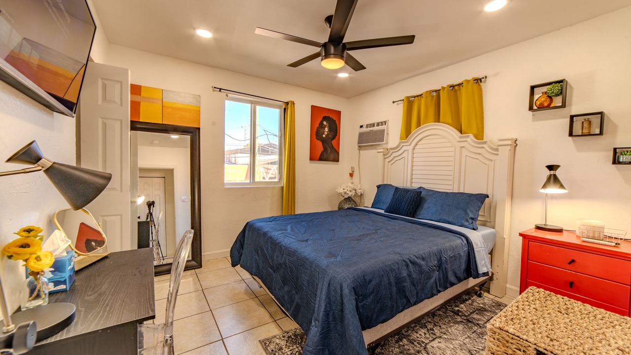 Photo of Bedroom in Overtown