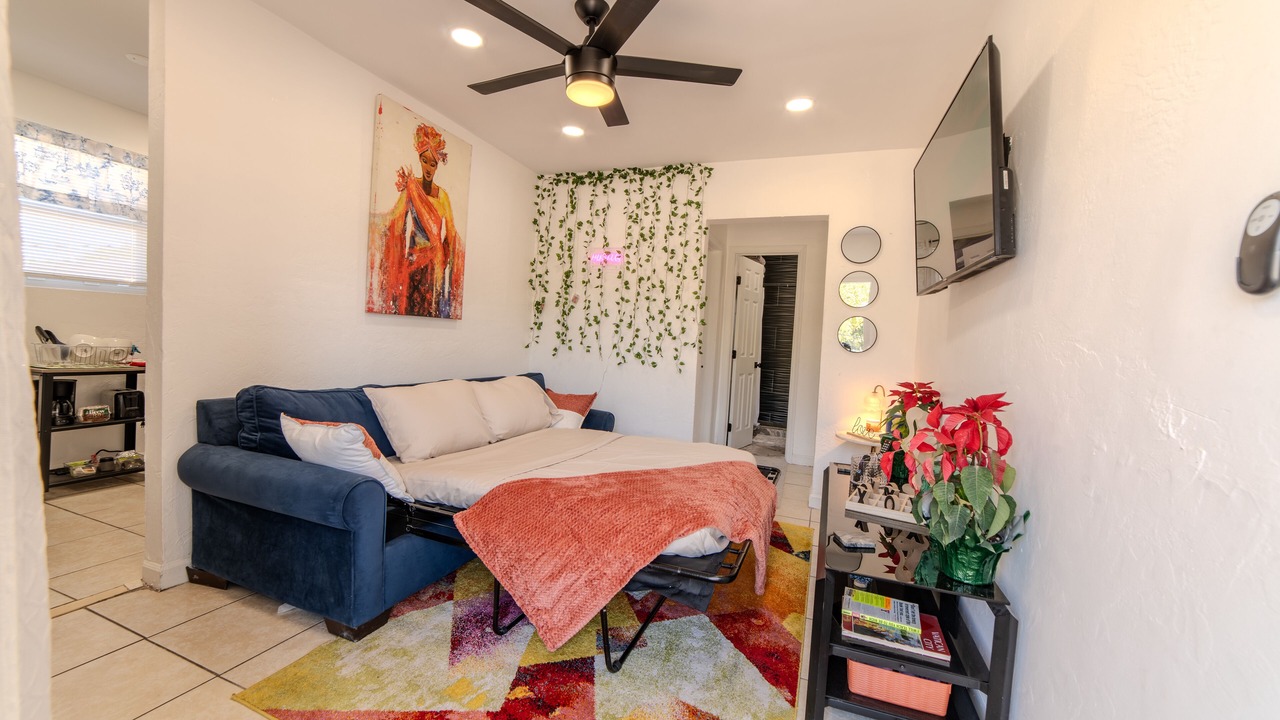 Photo of Bedroom in Overtown