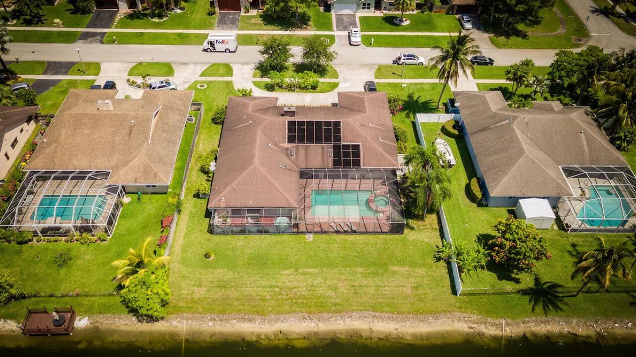 Photo of Outdoor in Lauderhill