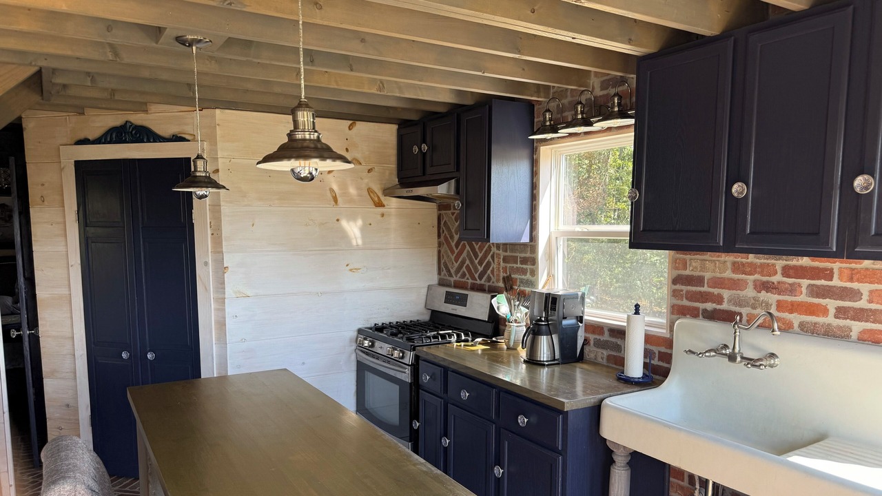 Photo of Kitchen in Lynn Garden