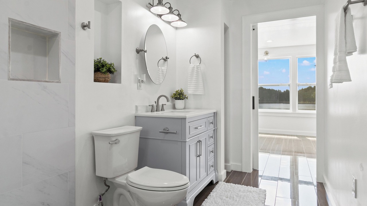 Photo of Bathroom in Land O' Lakes