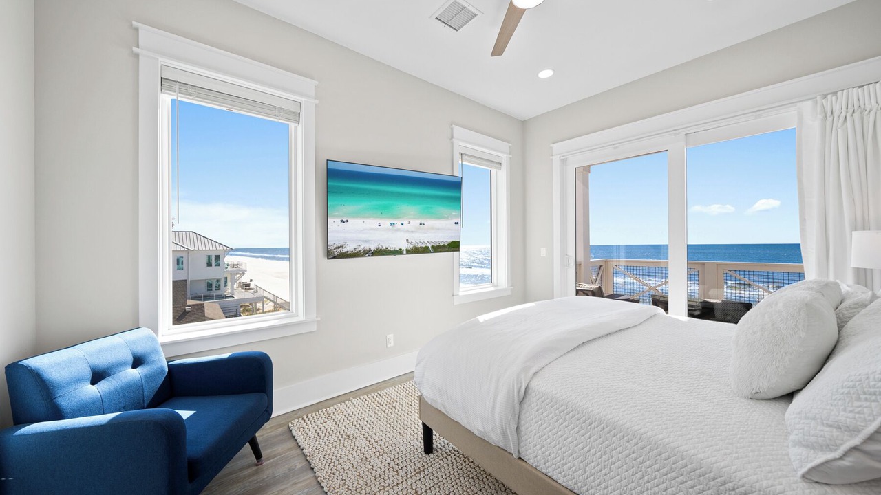 Photo of Patio Balcony in Crescent Beach