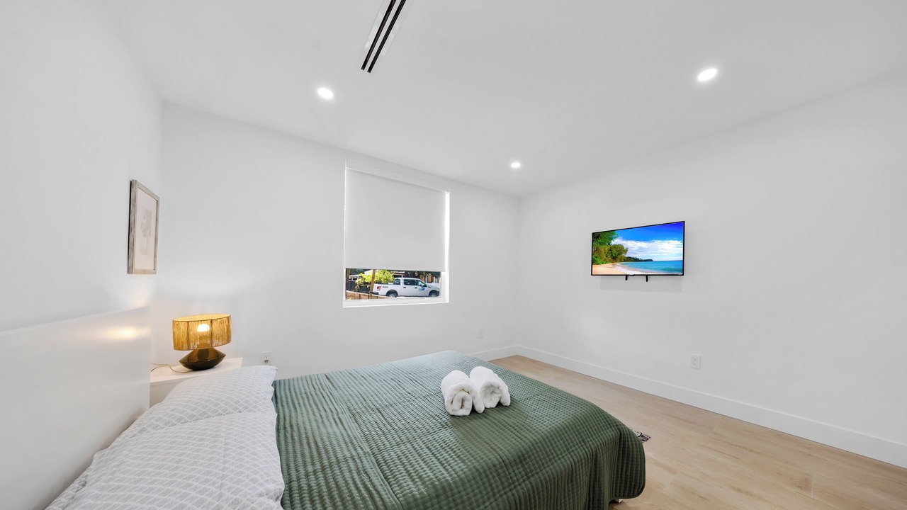 Photo of Bedroom in Allapattah