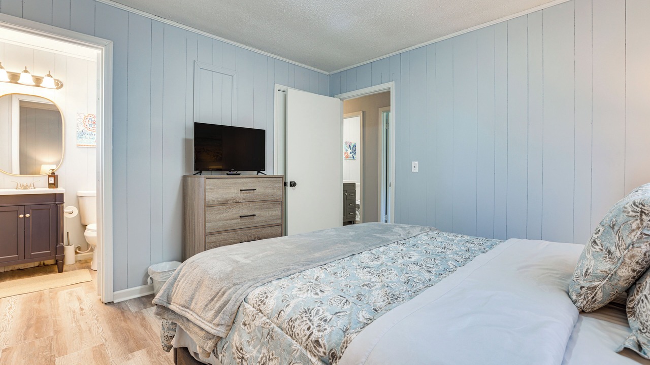 Photo of Bedroom in Thomasville