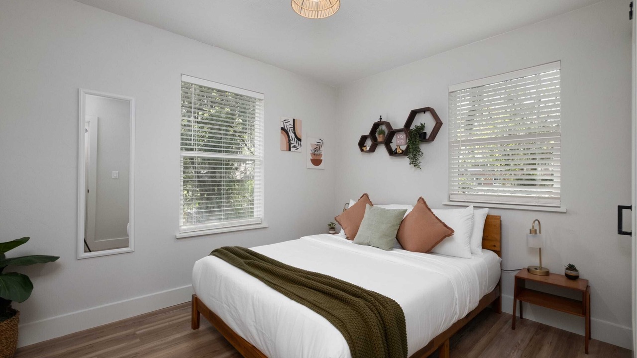 Photo of Bedroom in University Heights