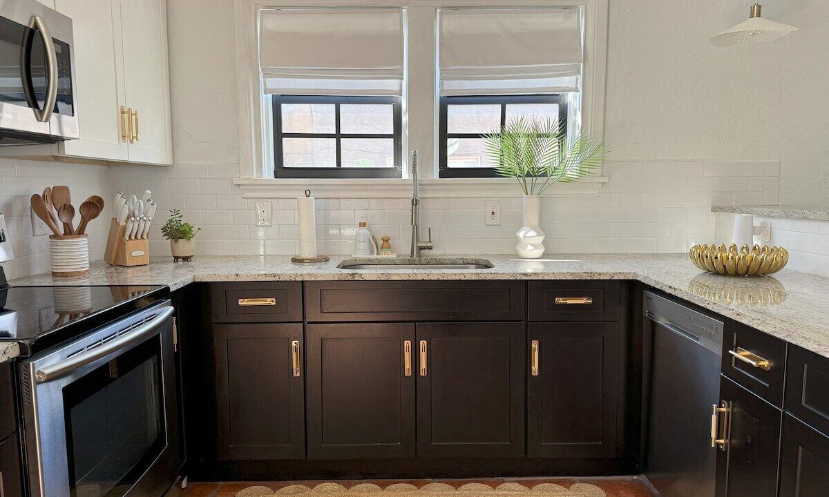 Photo of Kitchen in Flamingo Parks