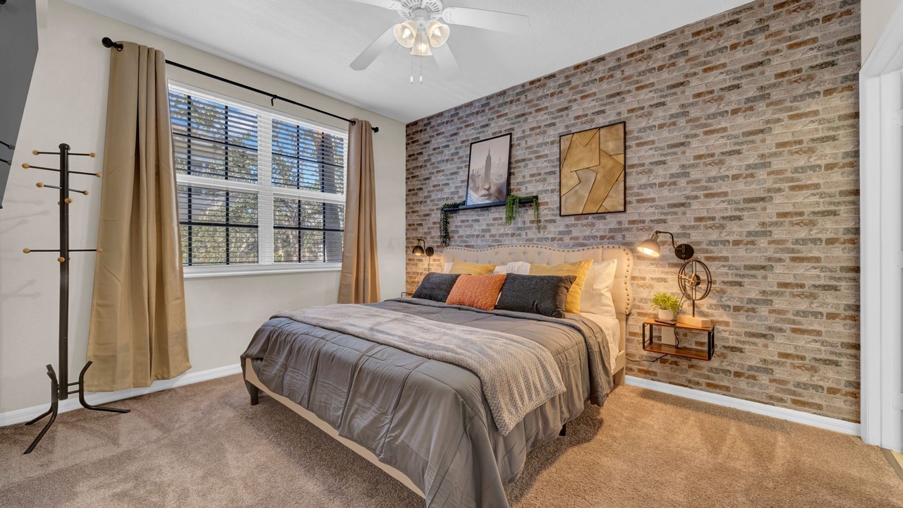 Photo of Bedroom in Westchase
