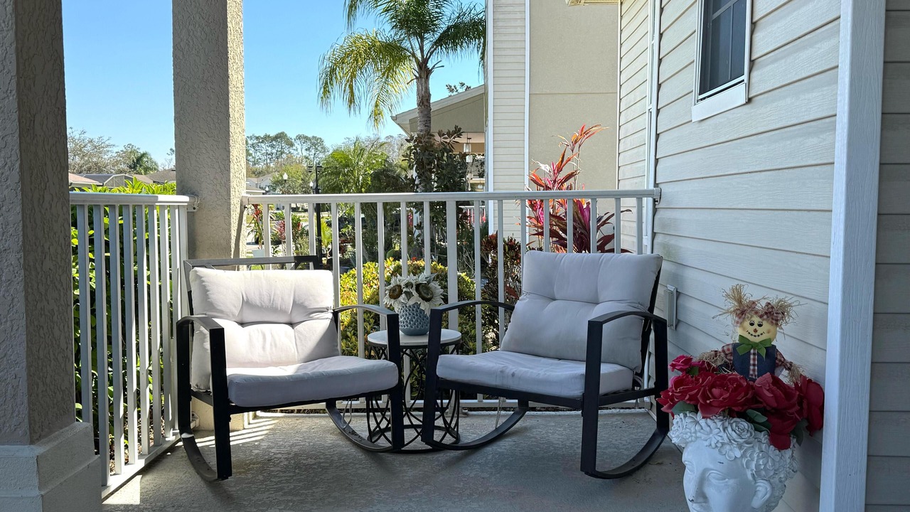 Photo of Patio Balcony in Trafalgar Village