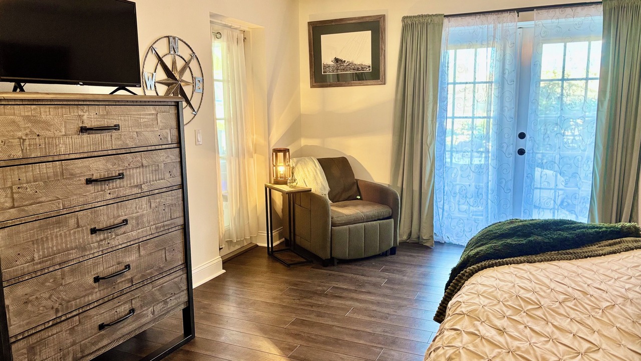Photo of Bedroom in Palm Harbor