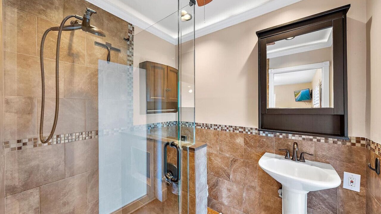 Photo of Bathroom in Parker Ridge