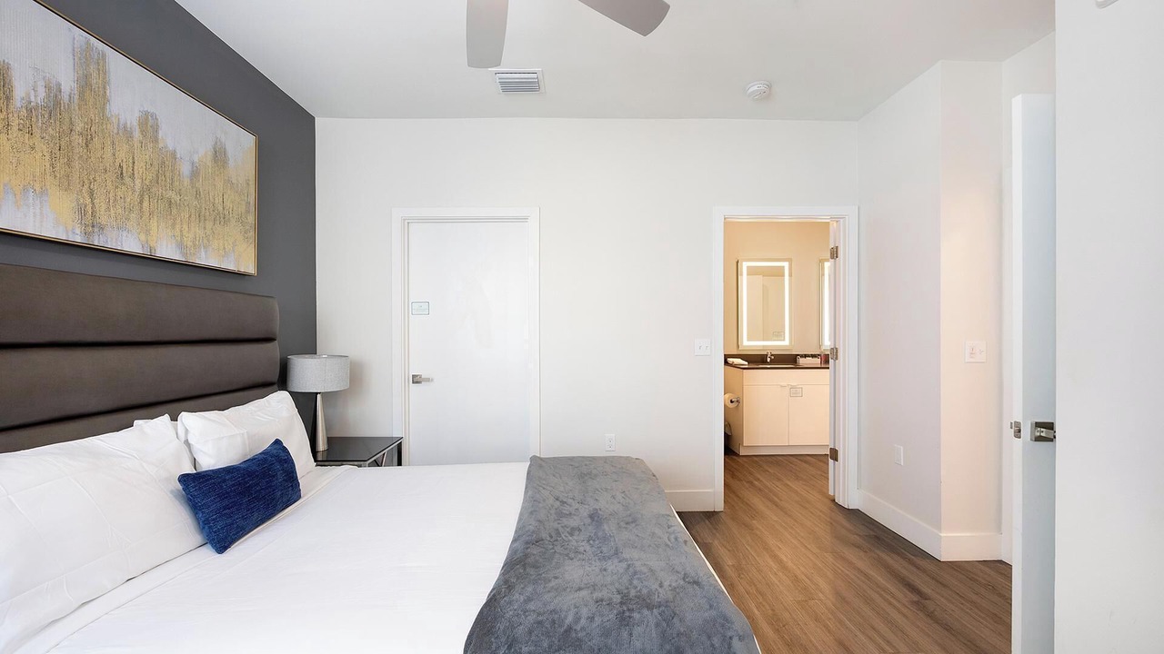 Photo of Bedroom in Port Tampa City